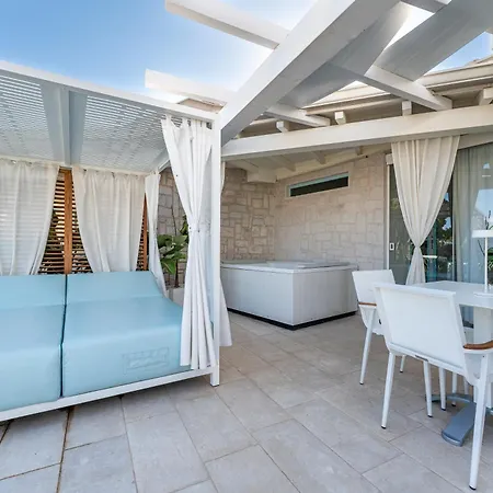 Oasi Blu Exclusive - Private Pool Estate In Sardinia - 14-bedroom Luxury Retreat