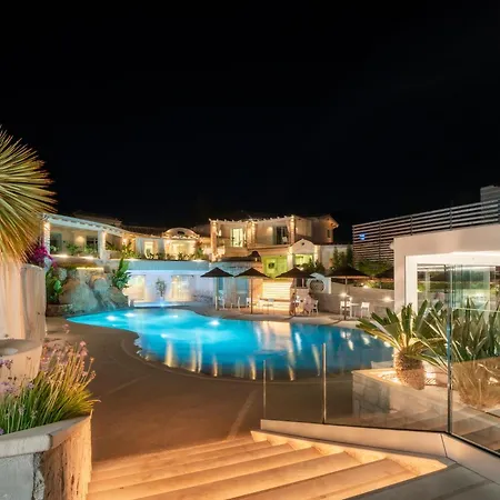 Oasi Blu Exclusive - Private Pool Estate In Sardinia - 14-bedroom Luxury Retreat Villa Fort Village